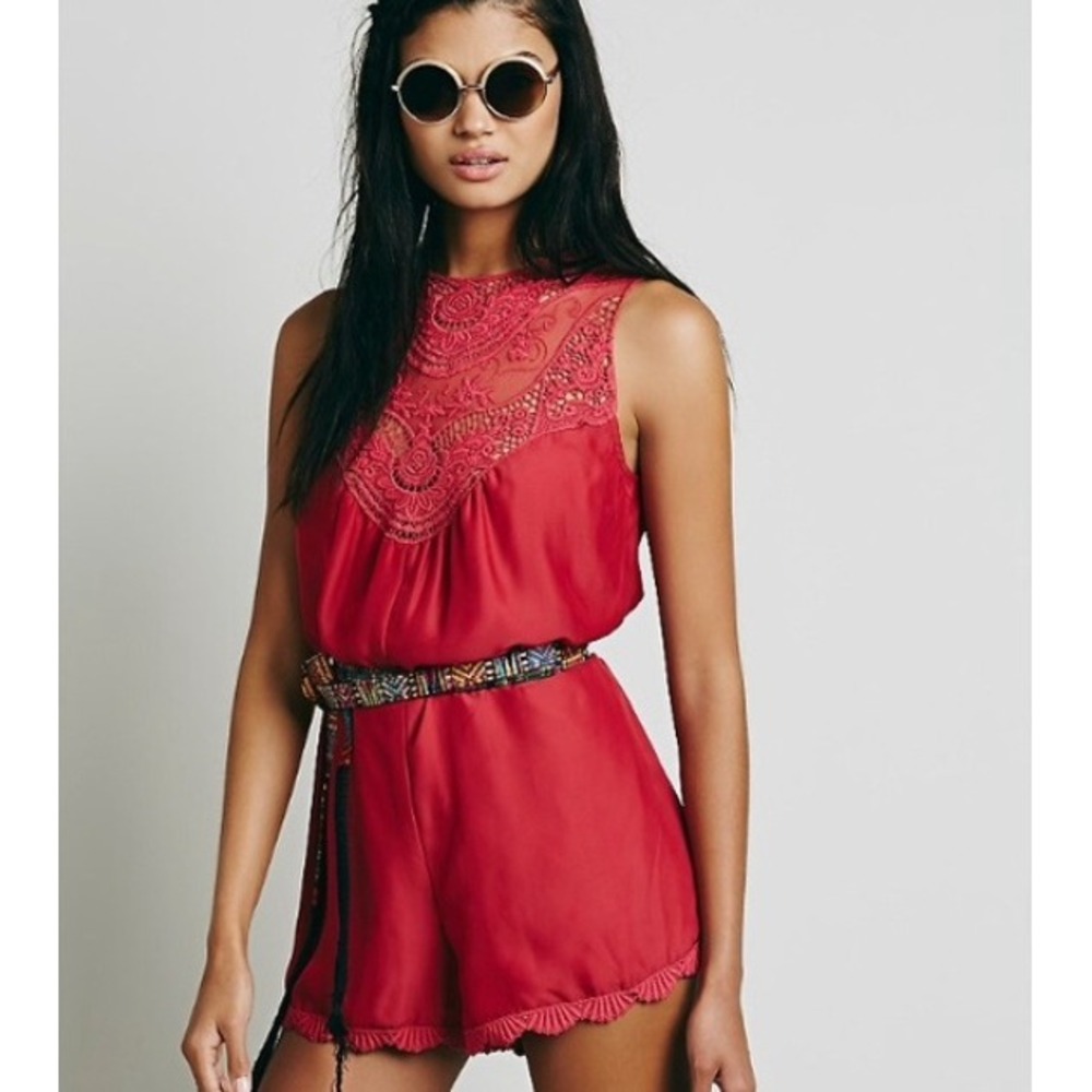 Jen's Pirate Booty Free People Wanderlust Romper Lace Crochet Boho Cottagecore L - Picture 3 of 12